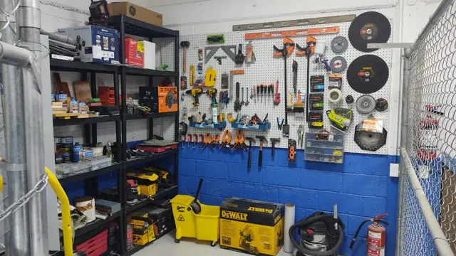 Cuarto de herramientas organizado en Maquinados ROME